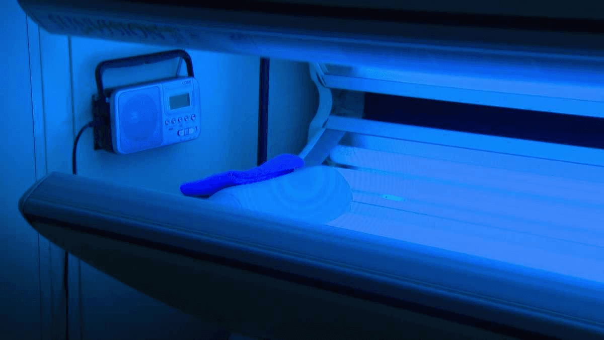 Navigating Tanning Bed Laws by State: A Quick Guide